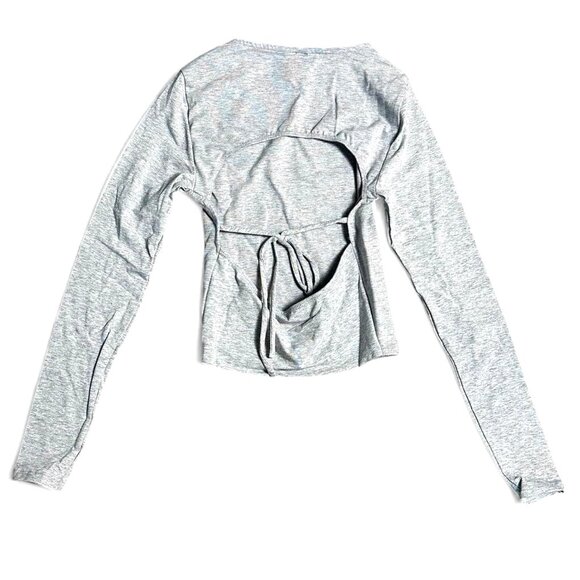 Open-back Long Sleeve ˇtop - Picture 1 of 5